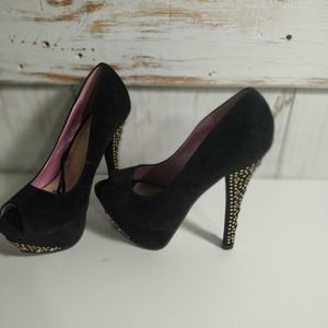 High‎ heels golden tach size 7 black @43